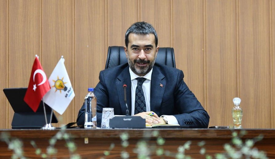 AKP'nin aklına 25 yıl sonra 'metro' geldi! Mansur Yavaş'ı böyle istifaya davet ettiler...