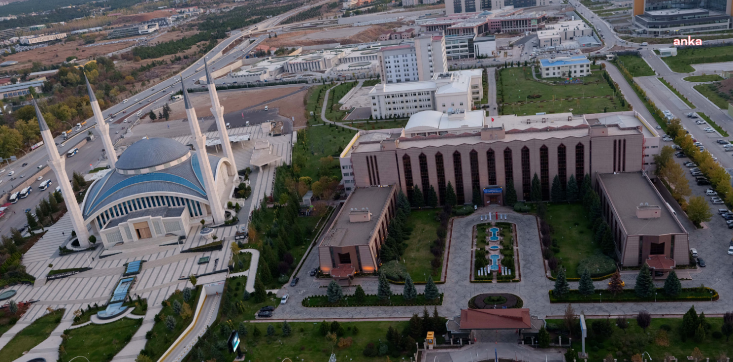2023'te milyarlarca lira para Diyanet'e akacak! İşte Ali Erbaş'ın yönetimindeki Diyanet'e ayrılan para