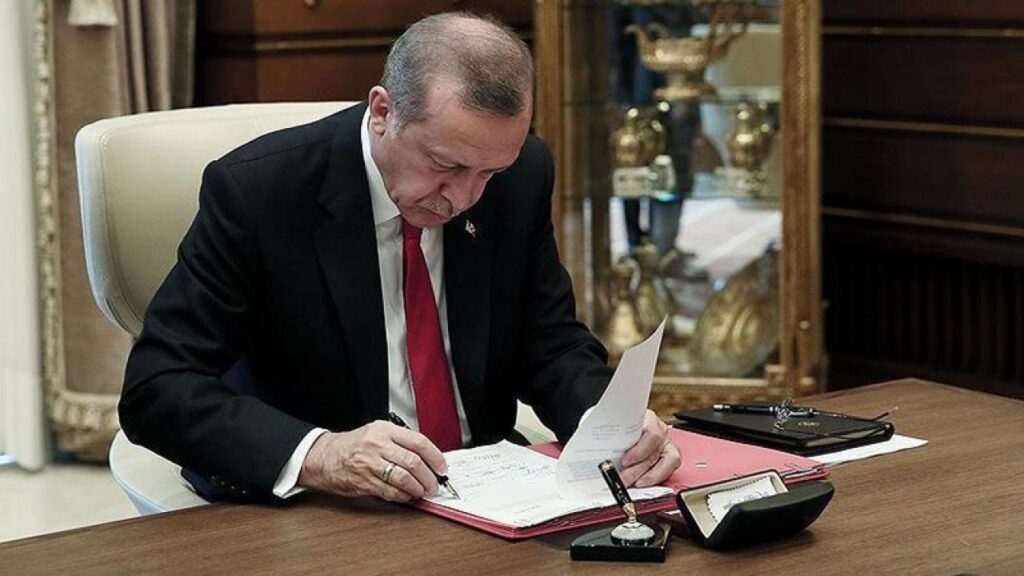 Erdoğan iki yeni danışman atadı! Cumhurbaşkanı Danışmanlığına atanan Cengiz Başaran ve Orhan Karakurt kimdir?