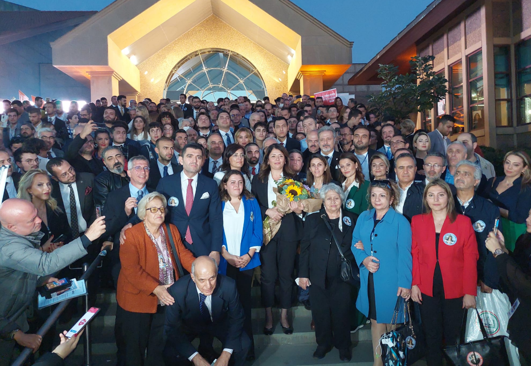 İstanbul Barosu'nda seçim sona erdi! 144 yıl sonra bir ilk yaşandı