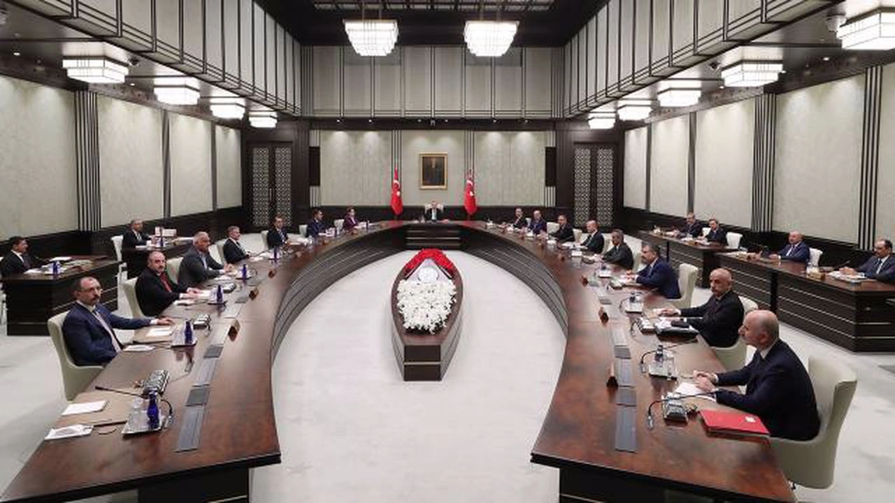 Erdoğan, bakanlarını topluyor... Masada hangi konular var?
