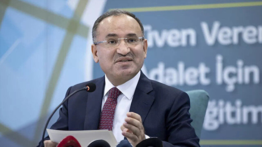 Bakan Bozdağ açıkladı: Başörtüsü için Anayasa'nın 24. maddesi değişecek