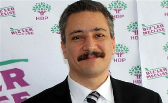 HDP Eş Genel Başkan Yardımcısı Alp Altınörs hakkında tahliye kararı