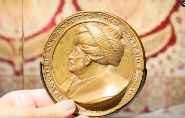 Fatih Sultan Mehmet madalyonu Türkiye'ye geliyor! Sadece dört tane var