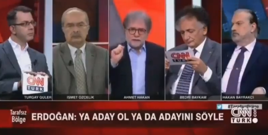 CNN Türk'te tuhaf anlar! Sorulan o soruya şaşırdı, bakın ne yanıt verdi