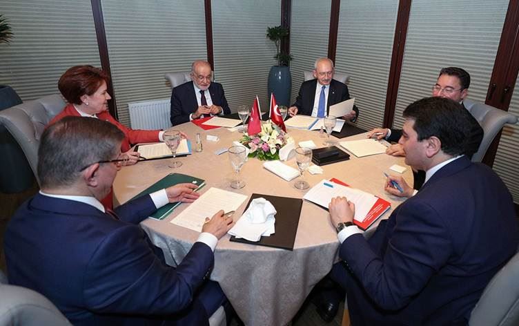 6'lı masa 7'li masa mı oluyor? Kritik toplantı