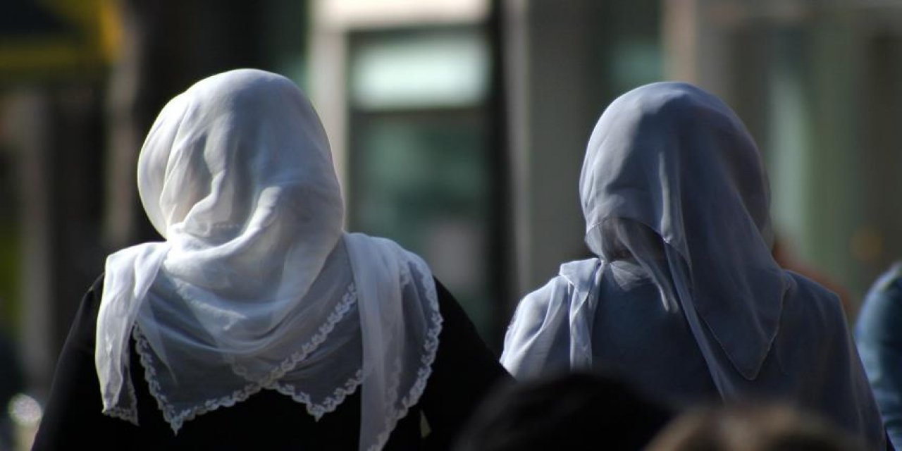 MetroPOLL araştırmanın anketinden çıktı: CHP iktidarında başörtüsü sorunu olmaz
