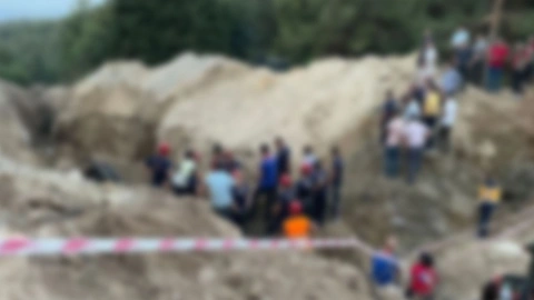 İnşaat kazısında çok sayıda insan iskeleti çıktı