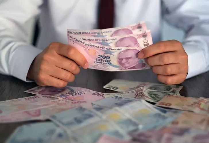 EYT'de dikkat çeken prim ve yaş detayı! Borçlanma ile nasıl emekli olunur? İşte tüm detaylar
