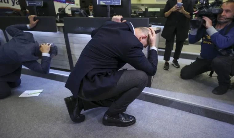 CHP Gençlik Kolları'ndan Bakan Soylu'nun fotoğrafı ile paylaşım: Konu çetelerle mücadele olunca...
