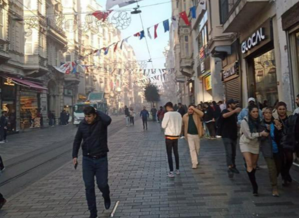 Erdoğan "terör kokusu var" dedi... İstiklal Caddesi'ndeki patlamaya ilişkin siyasilerden peş peşe mesajlar