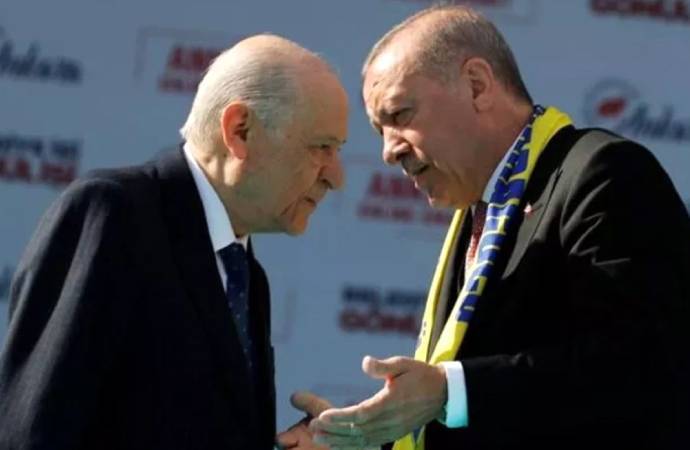 Saray kulisi: Bahçeli kırmızı kart gösterdi, Erdoğan geri adım attı