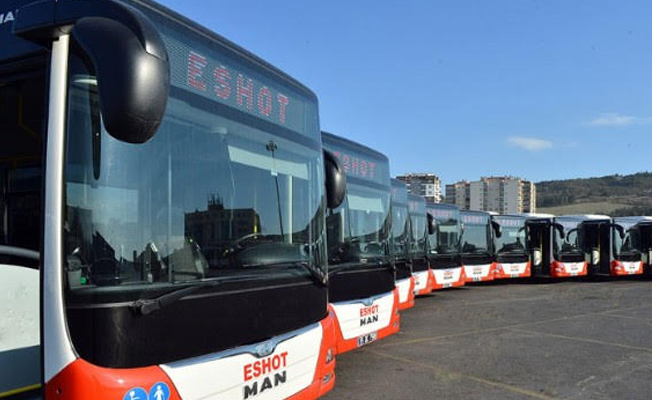 İzmir'de ulaşım bayramda yarı fiyatına