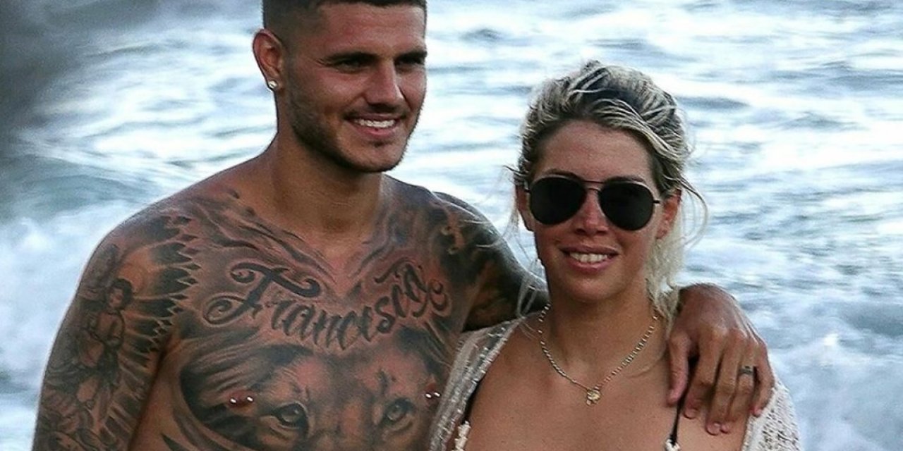 Galatasaray'ın ex 'yenge'sinden ayna karşısında poz! Icardi yorum attı...