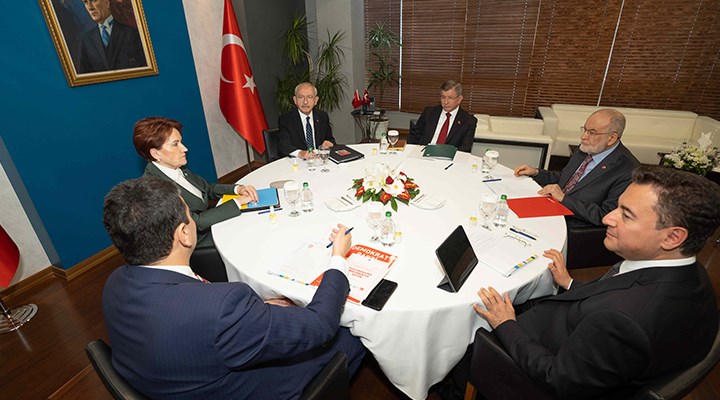 Altılı Masa'nın hazırladığı anayasa taslağı: Önemli maddeler ortaya çıktı