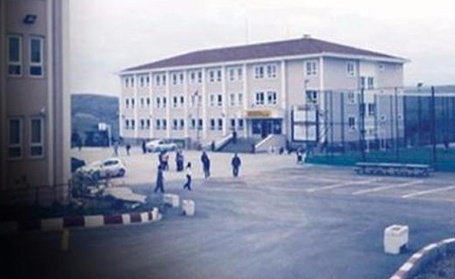 Öğrencilere cinsel istismarda bulunan müdür...