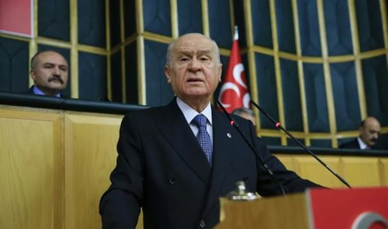 Bahçeli'den flaş çıkış: Tüm öğretmenler kadroya geçirilmeli