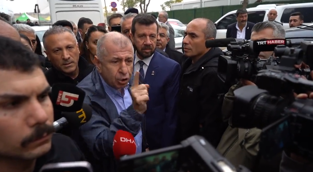 Ümit Özdağ'a Karkamış'ta şok protesto: "Süleyman'ın provokatörlerinin canı cehenneme"