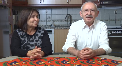 Kemal Kılıçdaroğlu eşi Selvi Kılıçdaroğlu ile mutfağından seslendi: İnanın aklım almıyor!