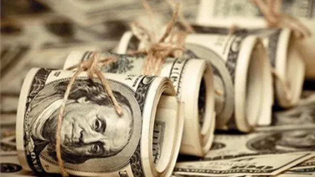 Dev bankadan dolar tahmini: Güç kaybediyor