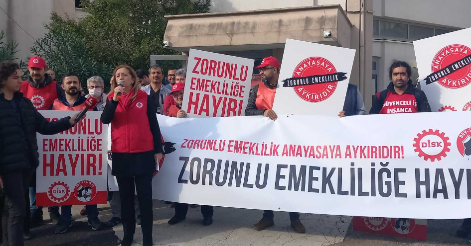 DİSK'ten “EYT’de zorunlu emekliliğe” karşı çağrı: "Binlerce işçiyi çok ciddi gelir kaybına uğratacak"
