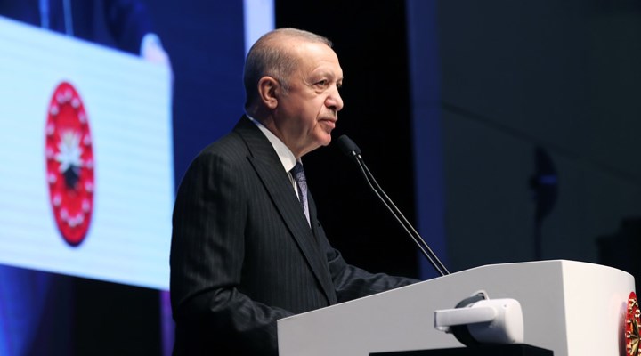 Erdoğan sansür yasasını savundu: "Taviz vermeyeceğimizi bir kez daha gösterdik"