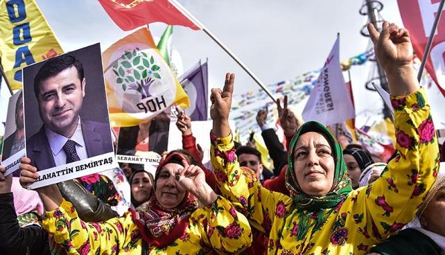 HDP'den "Kürt seçmen" anketi! Hangi cumhurbaşkanı adayına oy verecekler?