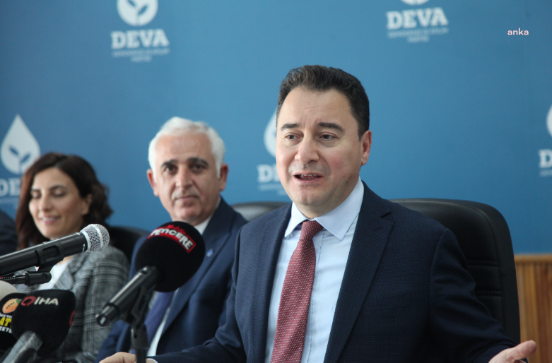 Ali Babacan'dan aday açıklaması: "Şu anda zamanı değil"