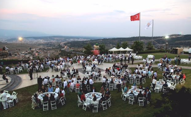 Karabağlar’da barış ve hoşgörü sofrası
