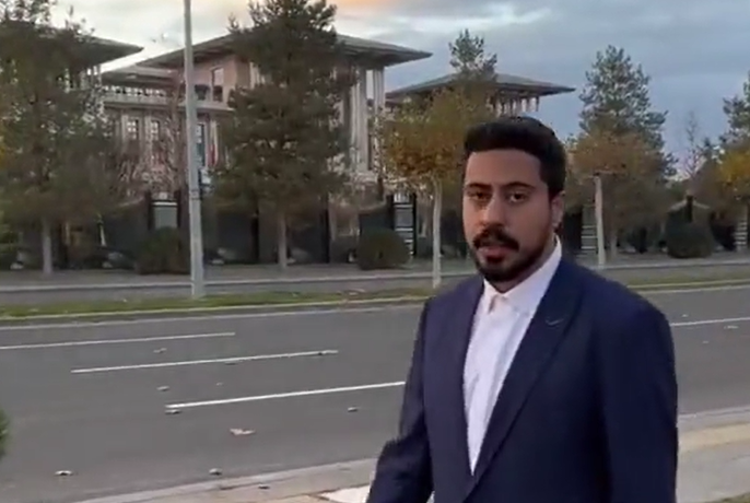Erdoğan'ın taklidini yapan gençten ses getirecek yeni video! Erdoğan'ın evin millete açtı