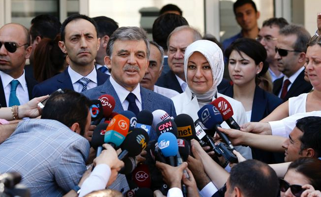 Hayrünnisa Gül’ün eski danışmanına ‘FETÖ’den yakalama kararı