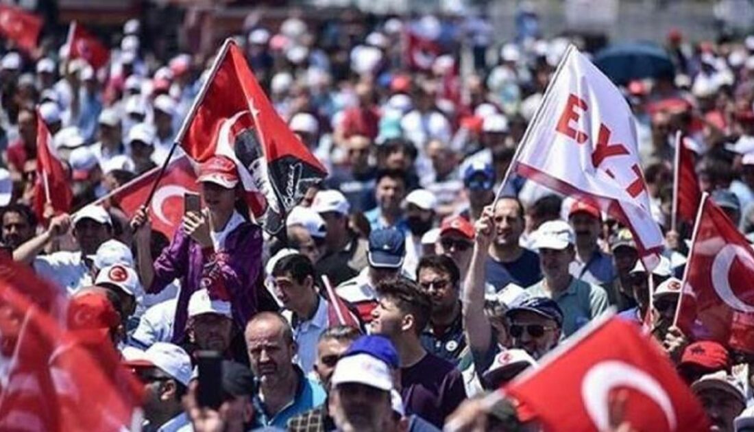 Kabine'de EYT çatlağı