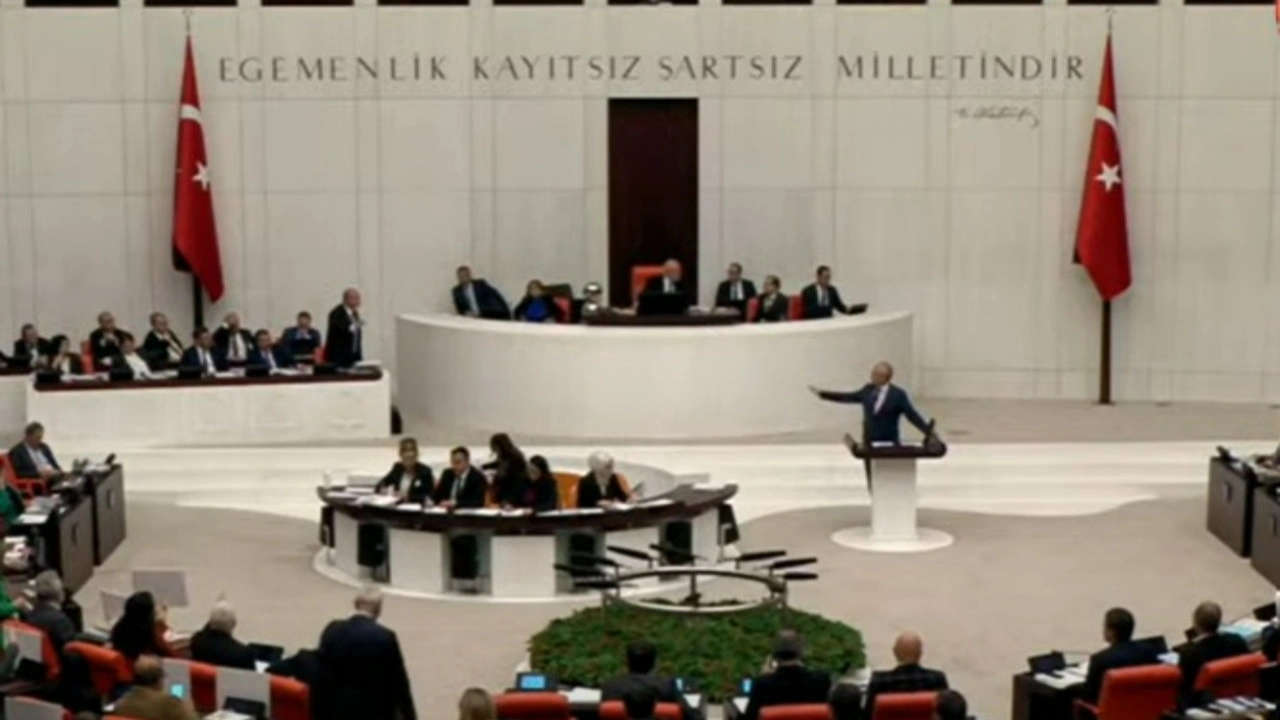 Bütçe görüşmelerinde gerginlik: Soylu ile HDP grubu arasında tartışma yaşandı