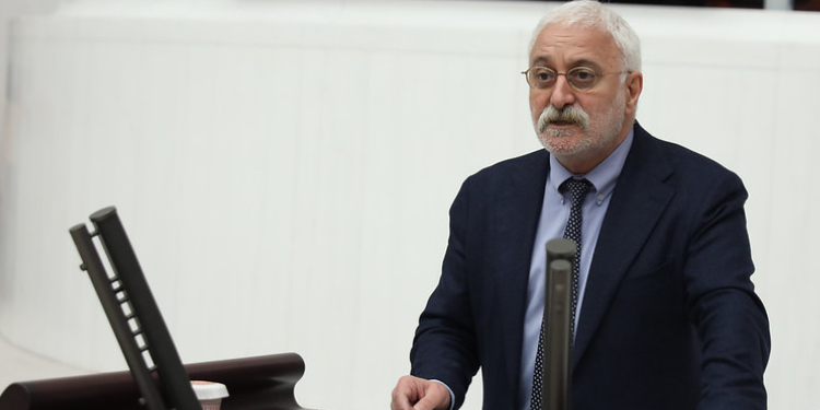HDP'li Oluç, Soylu'ya ateş püskürdü: "Bize eşkıya diyen mafya iltisaklı bir bakan"
