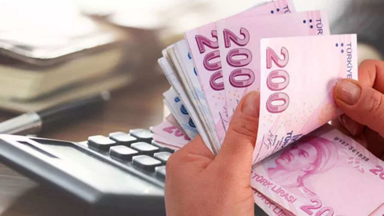 Asgari ücrette masadaki rakamlar netleşiyor! Hükümet masaya bu rakamla oturacak