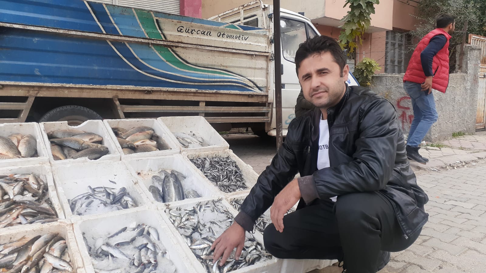 İşte ekonominin geldiği nokta: "1 balığı tüm aile bölüşerek yiyor"