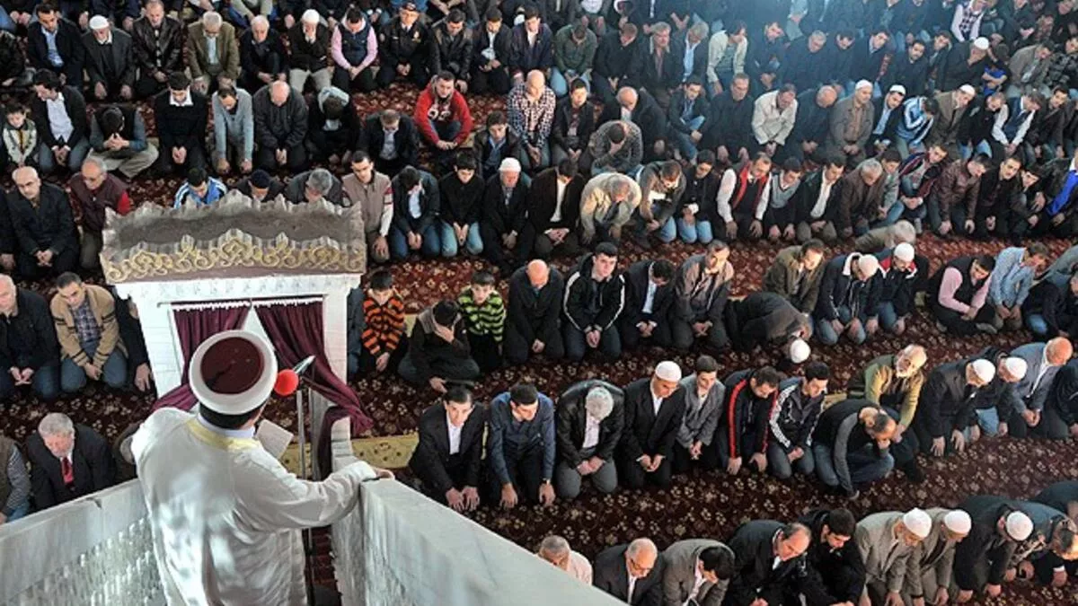 Diyanet'ten 'çocuk evliliği' hutbesi