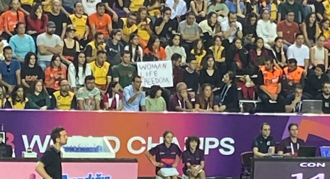 Antalya'da Dünya Kadınlar Voleybol Şampiyonası Finali'nde İran protestosu!