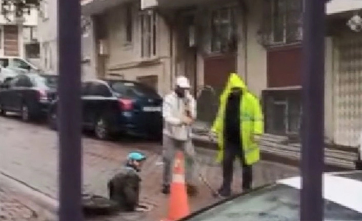 Şoke eden hırsızlık! Belediye çalışanı kılığında gelip böyle çaldılar
