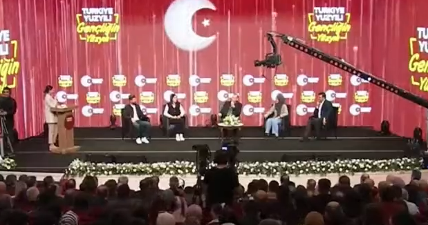 AKP'li gencin seçim tarihi için tüyo istediği Erdoğan'dan bir ilk! Bakın ne yanıt verdi...