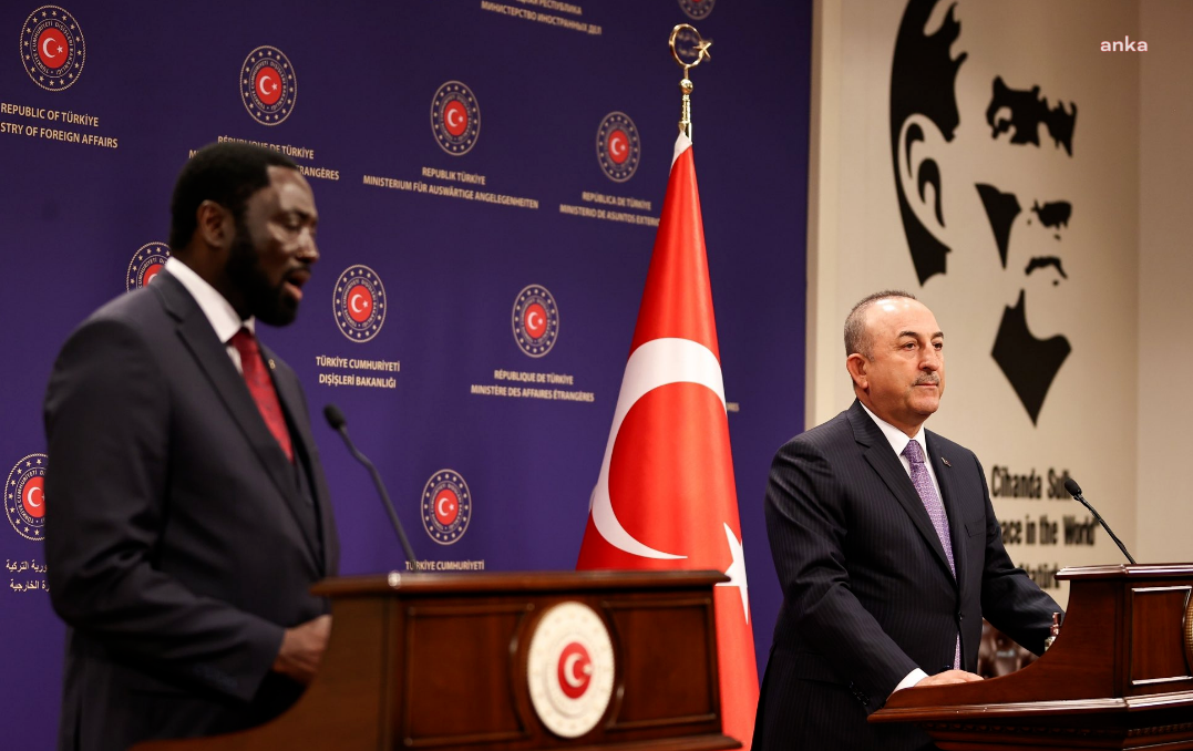 İsveç, Türkiye'nin istediği FETÖ'cüyü vermedi! Çavuşoğlu'ndan açıklama geldi