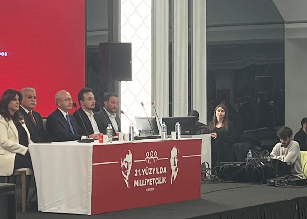 Kılıçdaroğlu '21. Yüzyılda Milliyetçilik' toplantısına katıldı