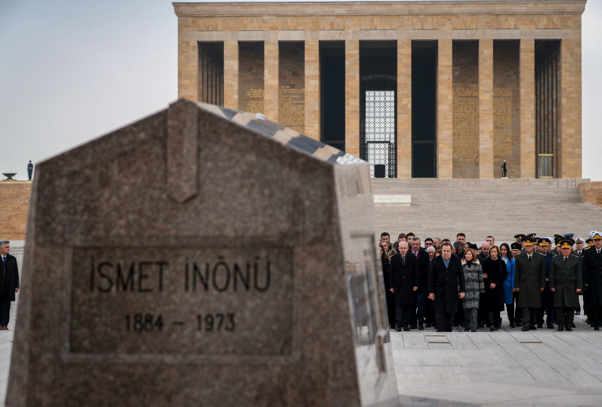 Kılıçdaroğlu ve kurmayları İnönü için Anıtkabir'de