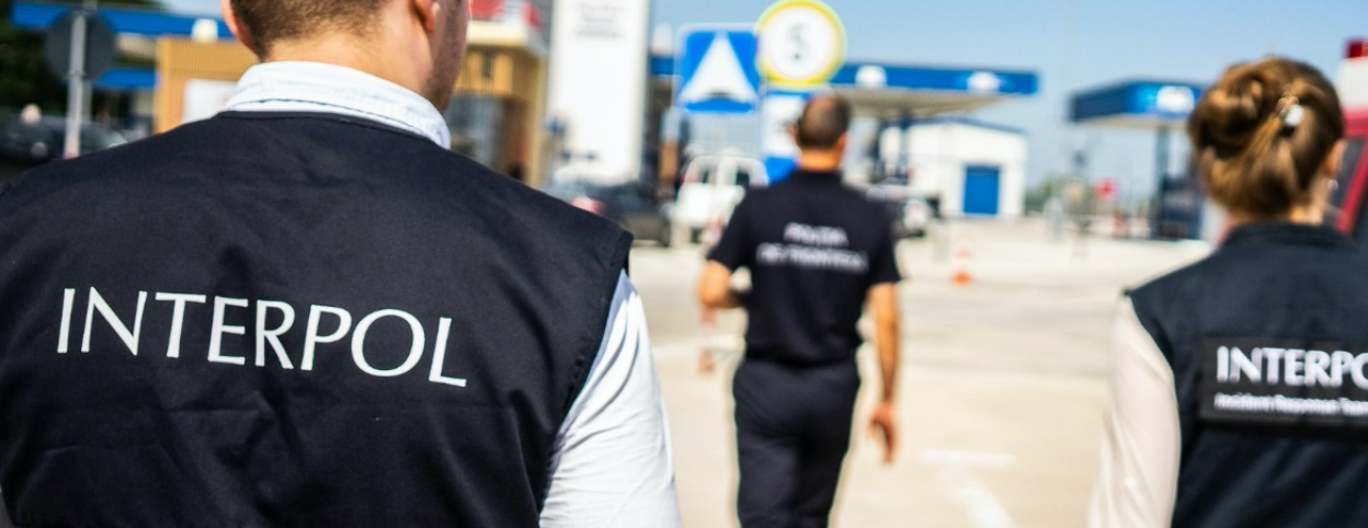 Kırmızı Bülten'le aranıyorlardı! Arjantin'de yakalandılar