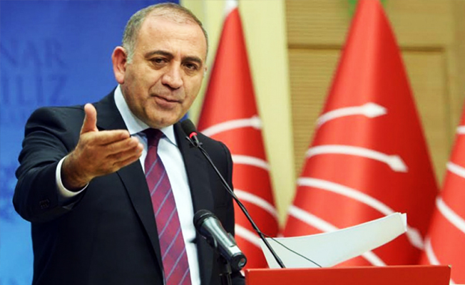 Berberoğlu'nun ilk ziyaretçisi Gürsel Tekin oldu