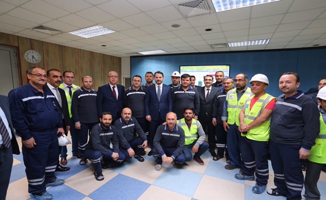 Bakan Albayrak'tan enerji üssüne ziyaret