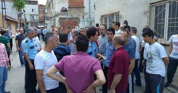 Suriyelilerle 'yan bakma' kavgası: 3 yaralı
