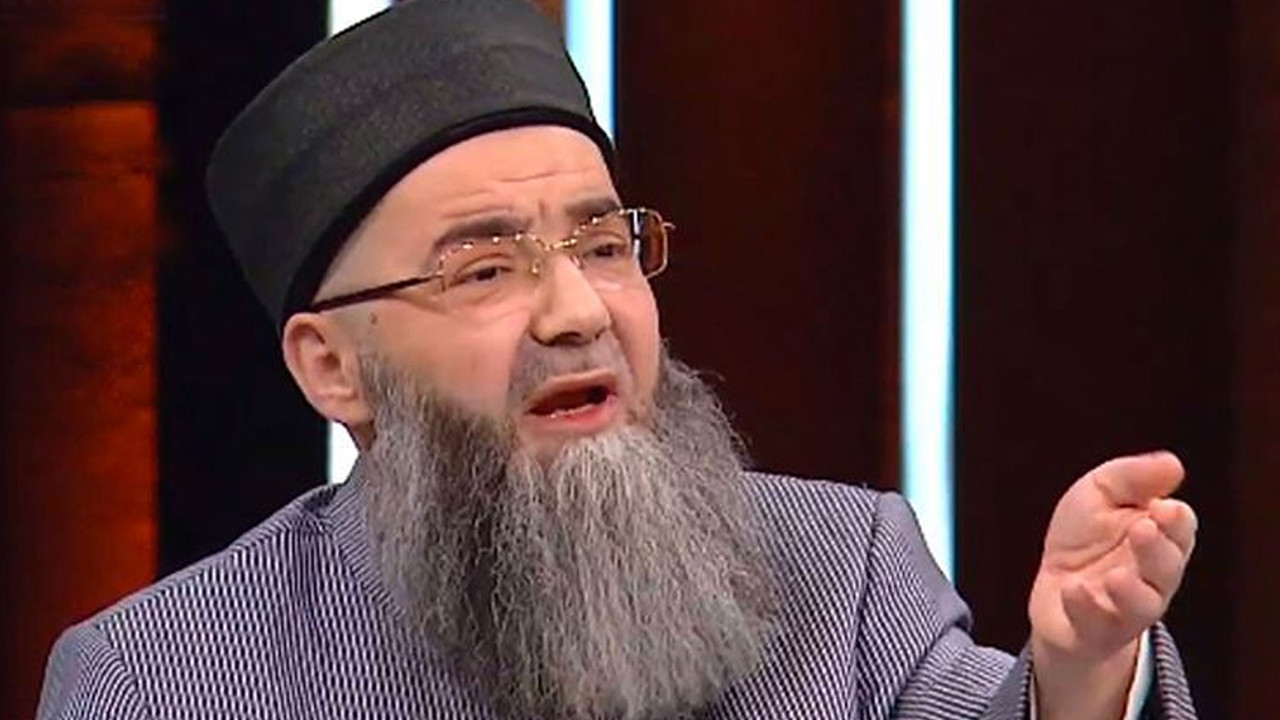 Cübbeli Ahmet'ten 'mastürbasyon' sorusuna yanıt: Evlenerek kurtulur