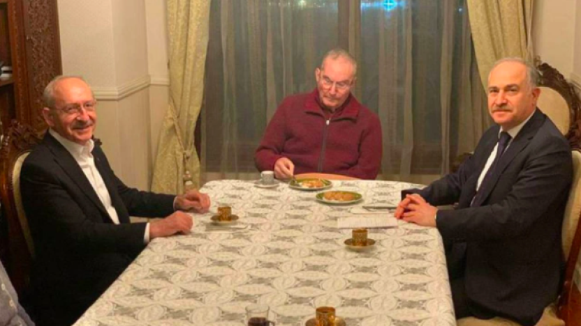 Kemal Kılıçdaroğlu'ndan Deniz Baykal'a sürpriz ziyaret
