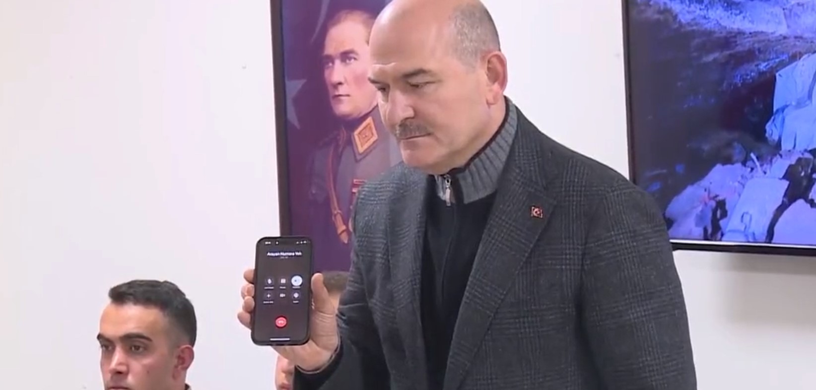 Erdoğan, Süleyman Soylu'nun telefonunda ne diye kayıtlı?